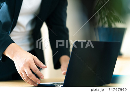 パソコンのセキュリティイメージ パソコンのセキュリティイメージ 74747949