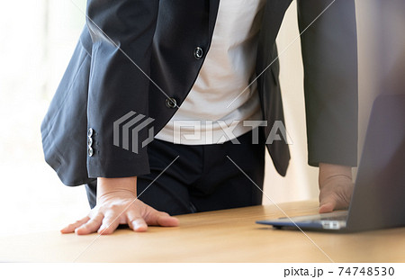 パソコンのセキュリティイメージ 74748530