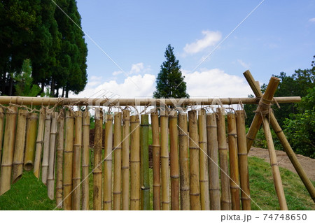 不思議な話ですが世界で一番大きなピラミッドがなんと日本の信州信濃の山奥に有ります。（皆神神社） 74748650