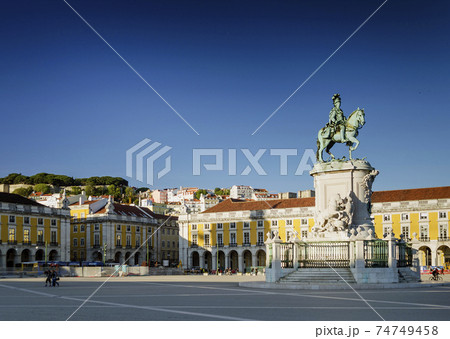 praca do comercio main square in central lisbon portugal 74749458