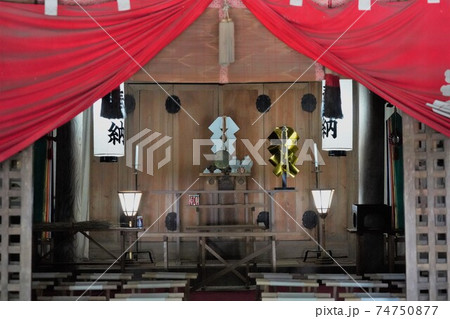 不思議な話ですが世界で一番大きなピラミッドがなんと日本の信州信濃の山奥に有ります。（皆神神社） 74750877