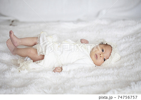 新生児 赤ちゃん 女の子 新生児 赤ちゃん 女の子 74756757