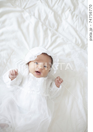 新生児 赤ちゃん 女の子 新生児 赤ちゃん 女の子 74756770
