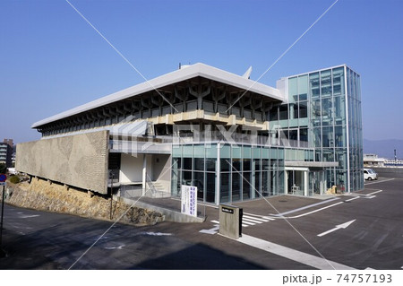 岡山県津山市のランドマーク「津山文化センター」：2020年4月リニューアル後 74757193