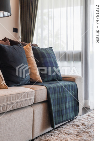 modern living room style 74761322
