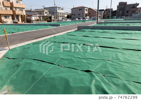 首都圏の住宅街にある戸建て住宅用の私道つき造成地 首都圏の住宅街にある戸建て住宅用の私道つき造成地 74762299