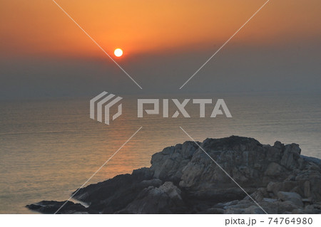 夕日 夕焼け 夕暮れ 74764980