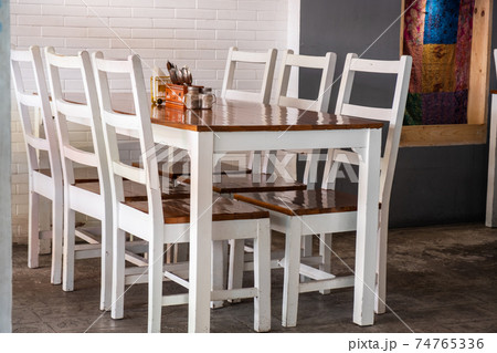 Empty Table in Indian Cafe 74765336