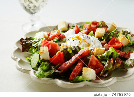 リヨン風サラダ 74765970