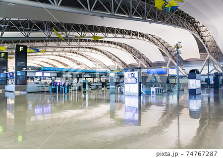 関西国際空港 国際線出発フロア 74767287