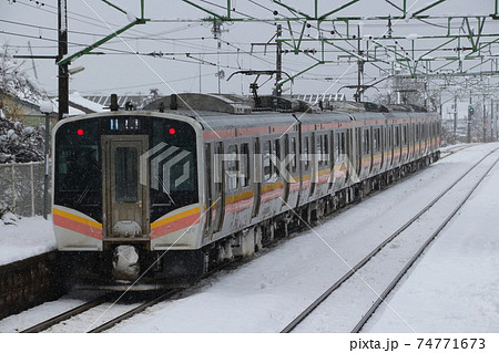 冬の信越本線E129系(長岡⇔新潟) 冬の信越本線E129系(長岡⇔新潟) 74771673