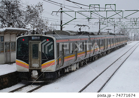 冬の信越本線E129系(長岡⇔新潟) 冬の信越本線E129系(長岡⇔新潟) 74771674