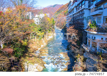 水上橋からの景色 利根川 水上温泉 水上橋からの景色 利根川 水上温泉 74774957