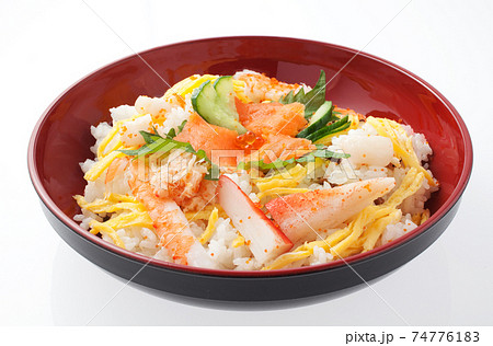 ちらし寿司 74776183