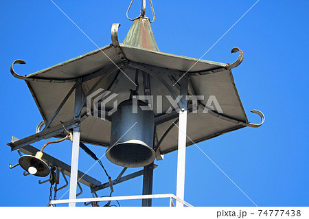 火の見櫓の鐘の風景 火の見櫓の鐘の風景 74777438