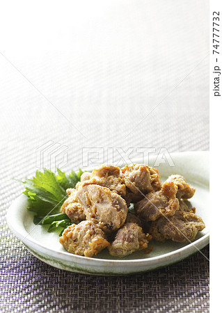 鶏の砂肝ピリ辛揚げ21 74777732
