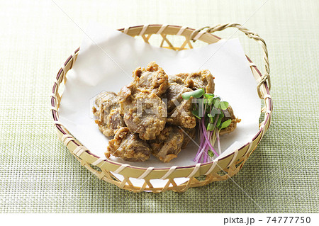 鶏の砂肝ピリ辛揚げ4 74777750