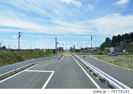 柳津駅から気仙沼駅までの気仙沼線BRT車窓からの風景 74778191