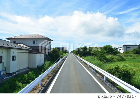 柳津駅から気仙沼駅までの気仙沼線BRT車窓からの風景 74778217