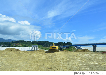 柳津駅から気仙沼駅までの気仙沼線BRT車窓からの風景 74778265