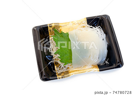 パック入りのするめイカの刺身、お造り パック入りのするめイカの刺身、お造り 74780728