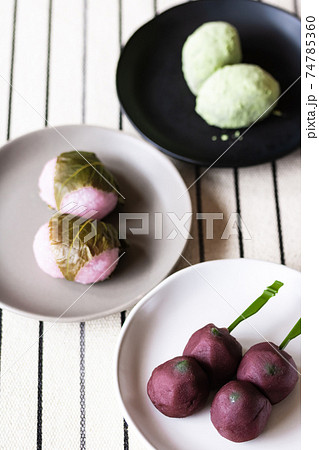 春の餅菓子三種 春の餅菓子三種 74785360