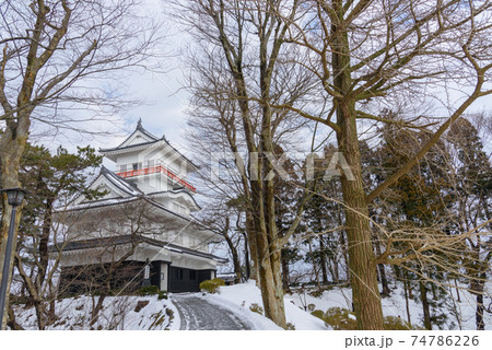 雪景色の城 雪景色の城 74786226