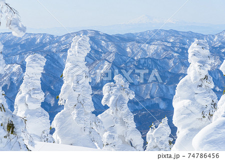 日本三大樹氷　森吉山 74786456