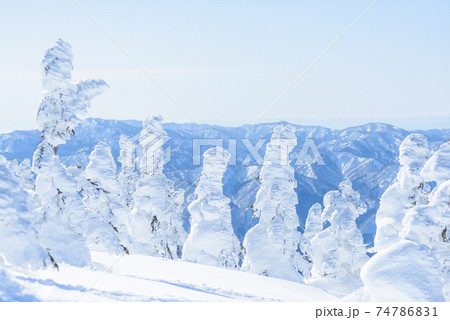 日本三大樹氷　森吉山 74786831