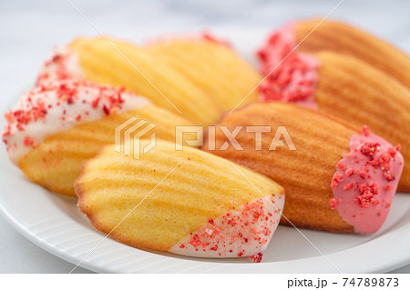 ケーキ ケーキ各種 トルテ 74789873