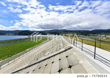2020年夏の陸前高田市の風景 74790634