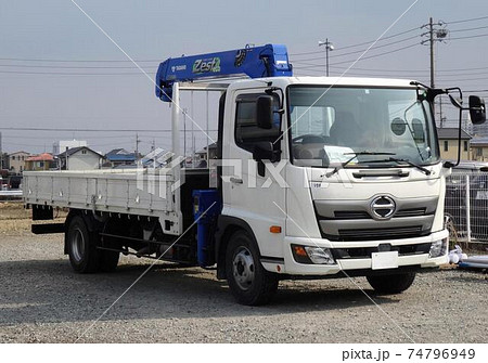 ユニック付き中型トラック 74796949