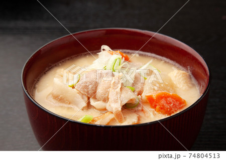 豚肉の粕汁 豚肉の粕汁 74804513