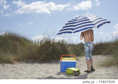 STOCK PHOTOGRAPHY PHOTOS 74807606