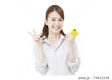 ピース Vサイン の画像素材 ピクスタ