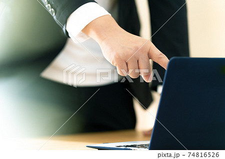 パソコンのセキュリティイメージ パソコンのセキュリティイメージ 74816526