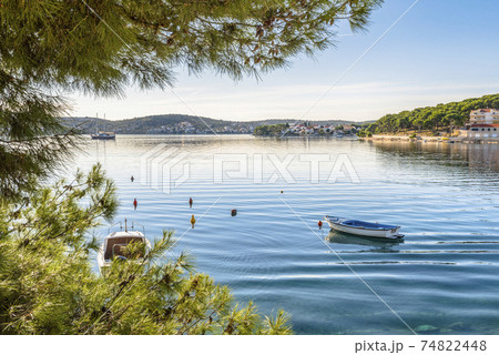 View of the sea bay in the morning near the town of Rogoznica, Croatia View of the sea bay in the morning near the town of Rogoznica, Croatia 74822448