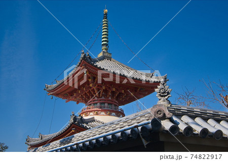城下町の風情を残す尼崎寺町の長遠寺 74822917