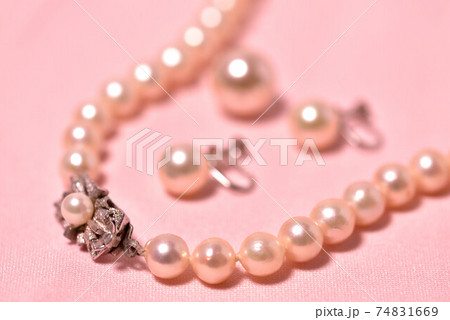 パール 74831669