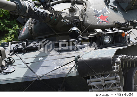 北富士演習場を走行する戦車 北富士演習場を走行する戦車 74834004