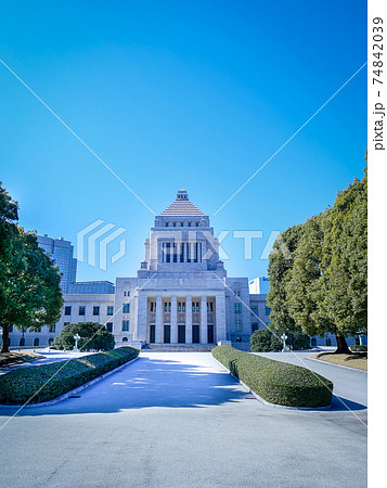 国会議事堂　日本の国会が開催される建物 74842039