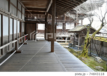 冬の西教寺 冬の西教寺 74843118