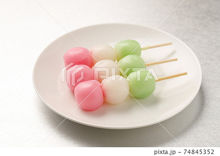 三色団子 74845352