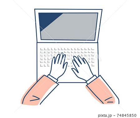 ノートパソコンで作業をする人の手元 74845850