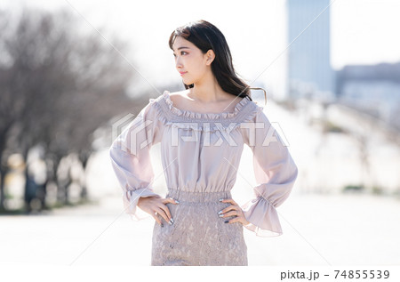 ポートレート　春コーデ 74855539