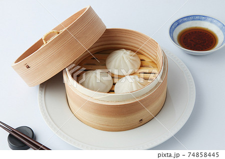 小籠包 せいろ 中華料理 白背景 小籠包 せいろ 中華料理 白背景 74858445