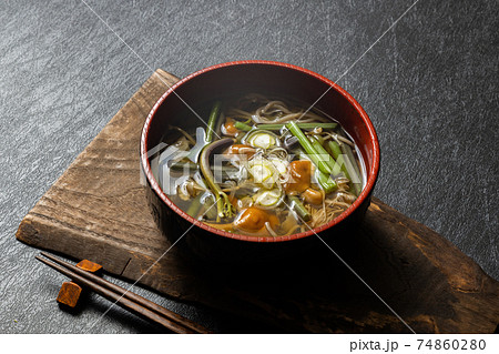 山菜そば　 Buckwheat noodle(soba) japanese foods 74860280