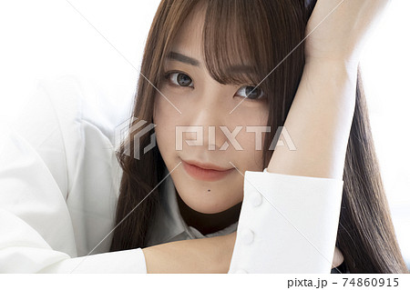 綺麗な女性ポートレート 74860915