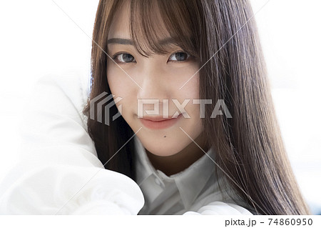綺麗な女性ポートレート 74860950