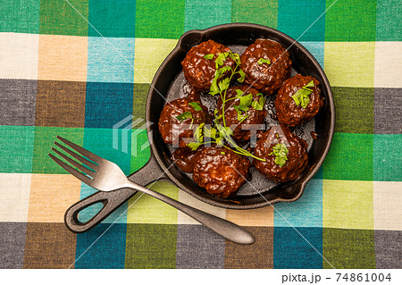 ミートボール　tomato sauce meatballs 74861004